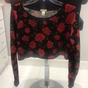 Black and red floral cropped top